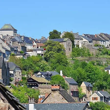 Avec Terrasses, Au Coeur Du Village Najac