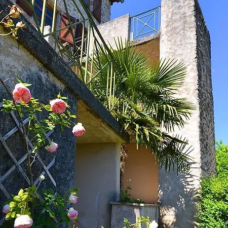Avec Terrasses, Au Coeur Du Village Lejlighed Najac